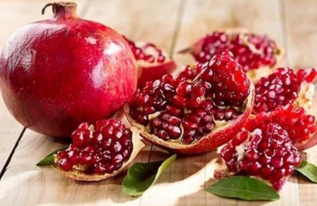 Air-layred Vietnamese Pomegranate Tree